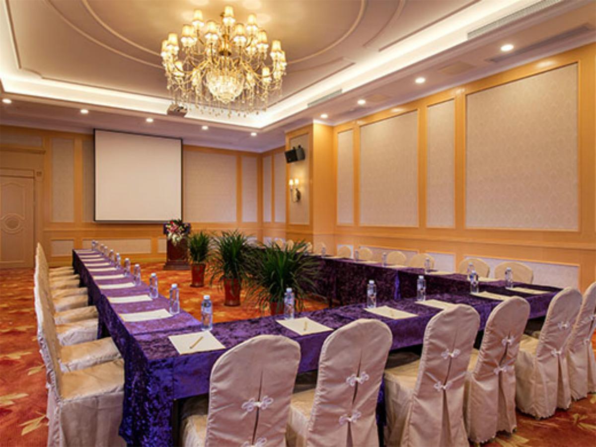 Vienna Hotel Guangzhou Airport Extérieur photo