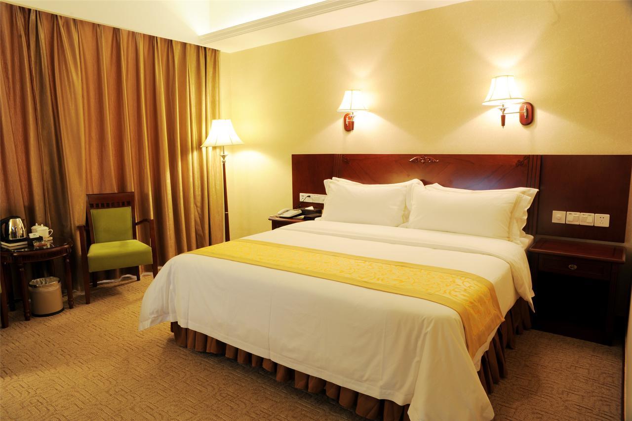 Vienna Hotel Guangzhou Airport Extérieur photo