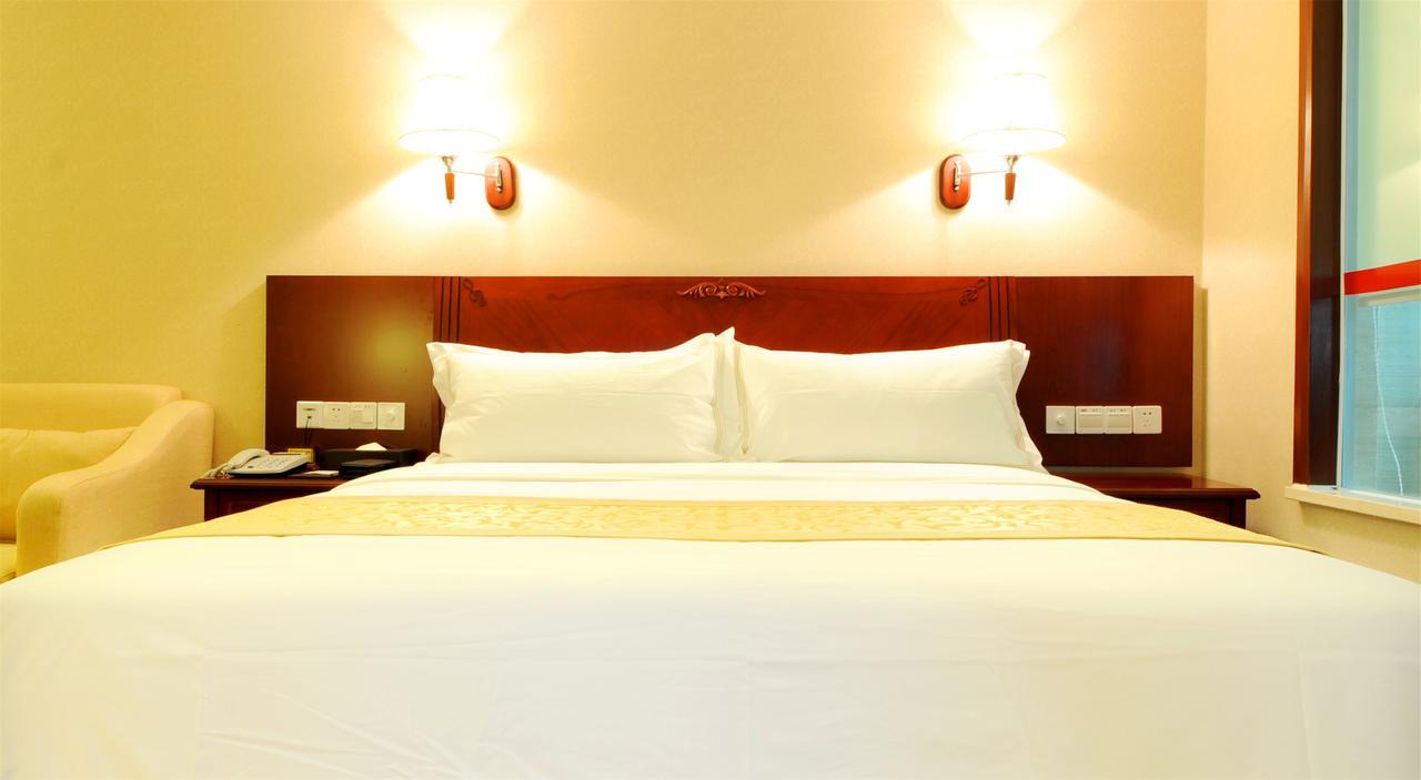 Vienna Hotel Guangzhou Airport Extérieur photo