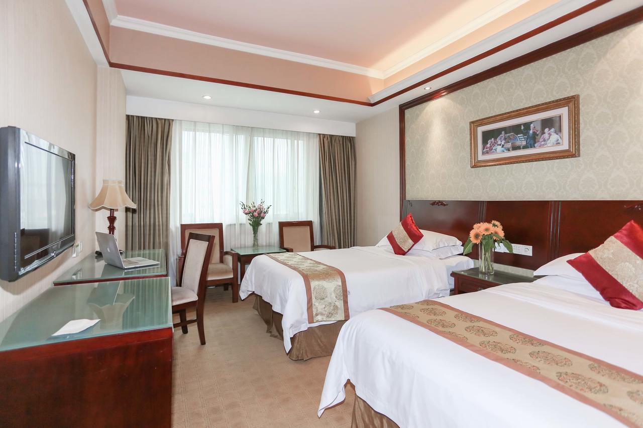 Vienna Hotel Guangzhou Airport Extérieur photo