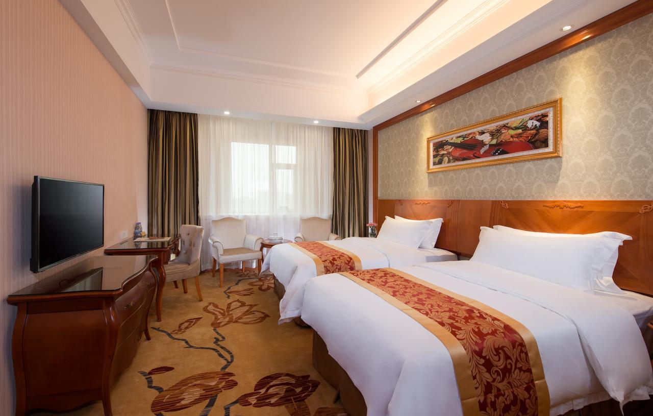 Vienna Hotel Guangzhou Airport Extérieur photo